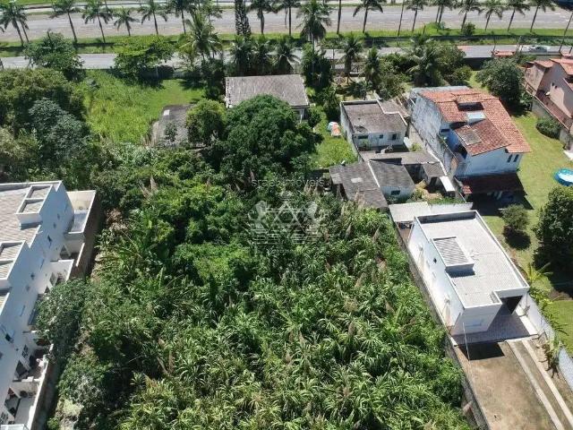 Terreno / Lote para Venda em Caraguatatuba/SP Jardim Porto Novo