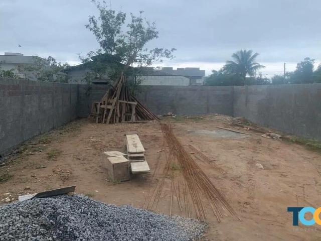 Terreno / Lote para Venda em Caraguatatuba/SP Massaguaçu