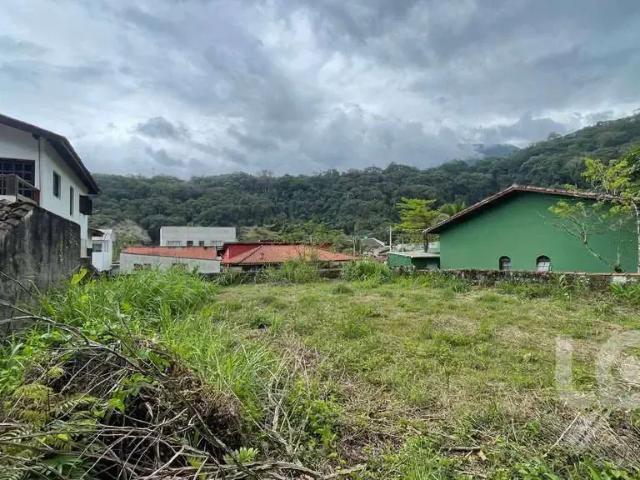 Terreno / Lote para Venda em Caraguatatuba/SP Massaguaçu