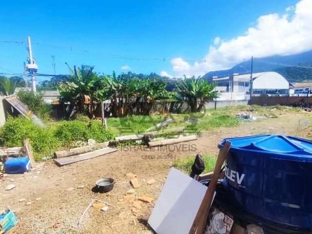 Terreno / Lote para Venda em Caraguatatuba/SP Massaguaçu