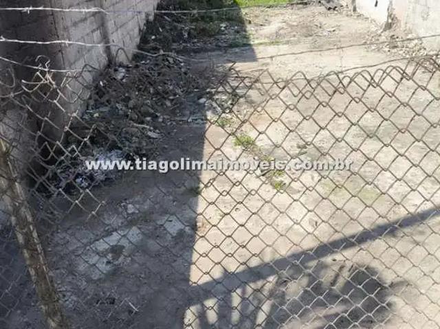 Terreno / Lote para Venda em Caraguatatuba/SP Perequê Mirim