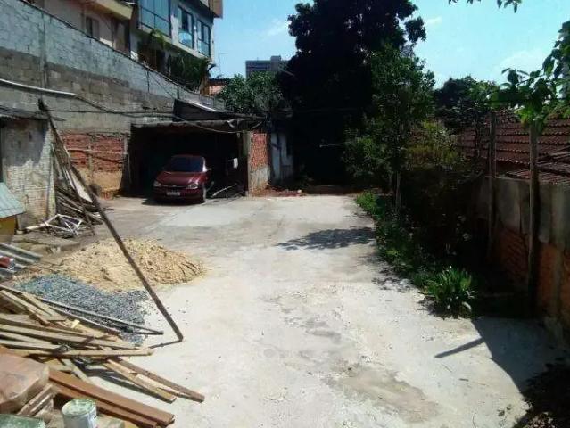 Terreno / Lote para Venda em Carapicuíba/SP Centro