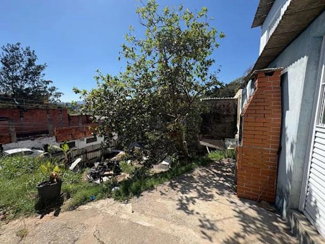 Terreno / Lote para Venda em Carapicuíba/SP Centro