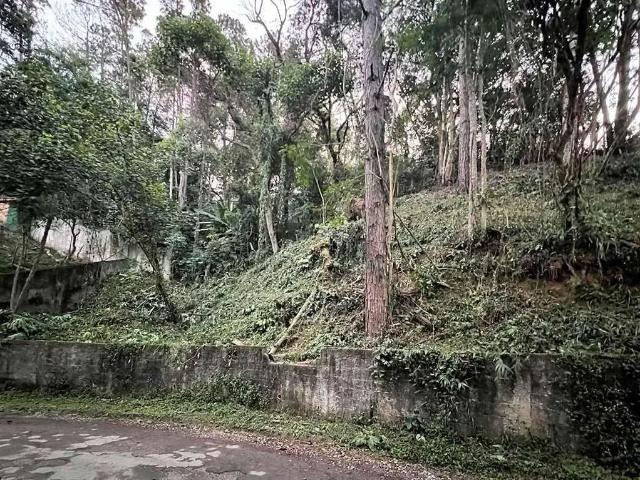 Terreno / Lote para Venda em Carapicuíba/SP Chácara São João