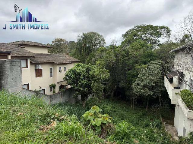 Terreno / Lote para Venda em Carapicuíba/SP Golf Gardens