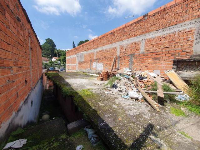 Terreno / Lote para Venda em Carapicuíba/SP Parque Santa Teresa