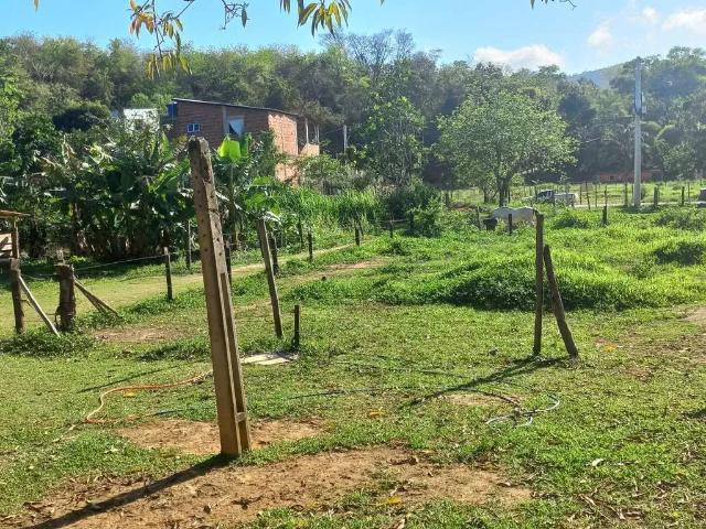 Terreno / Lote para Venda em Cariacica/ES Novo Horizonte