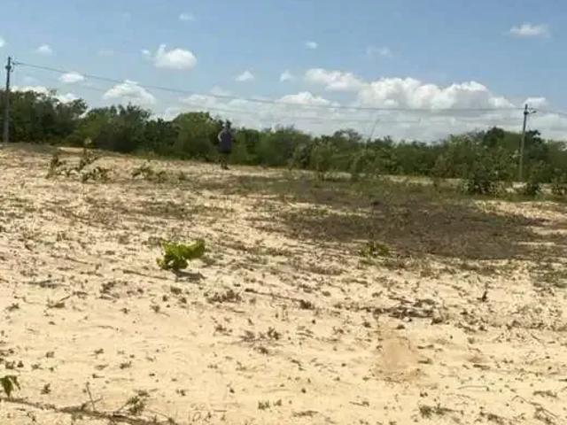 Terreno / Lote para Venda em Cascavel/CE Aldeota de Cascavel