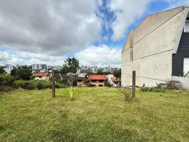 Terreno / Lote para Venda em Caxias do Sul/RS Cinqüentenário