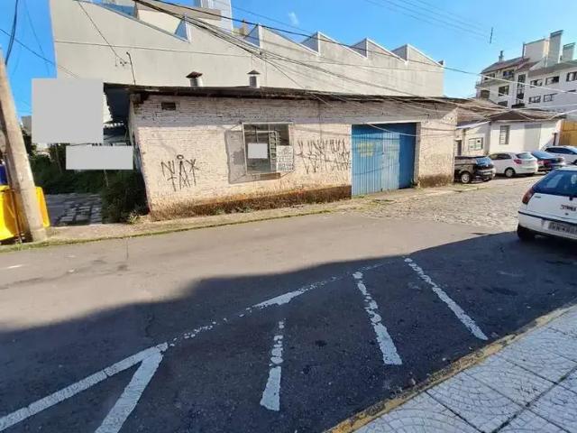 Terreno / Lote para Venda em Caxias do Sul/RS Pio X