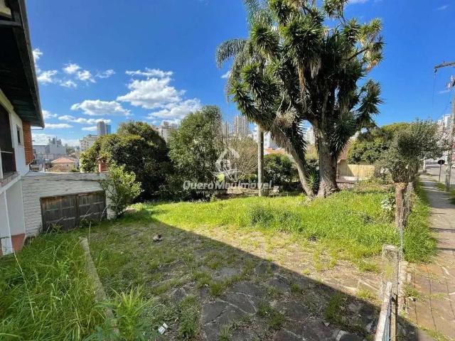 Terreno / Lote para Venda em Caxias do Sul/RS Pio X