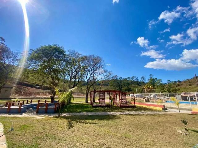 Terreno / Lote para Venda em Chácara/MG Centro