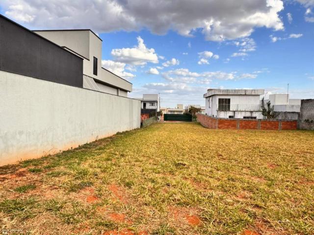Terreno / Lote para Venda em Cidade Ocidental/GO Residencial Villa Suiça