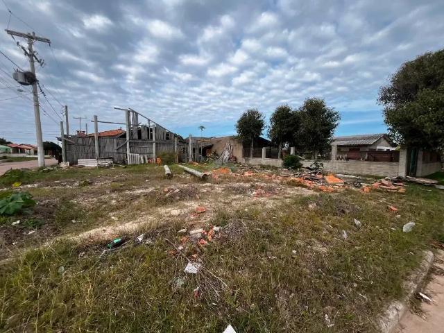 Terreno / Lote para Venda em Cidreira/RS Centro