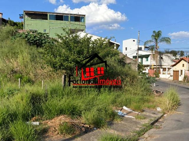 Terreno / Lote para Venda em Contagem/MG Parque Xangri Lá