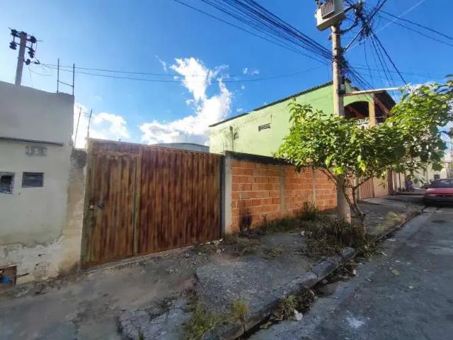 Terreno / Lote para Venda em Contagem/MG Petrolândia