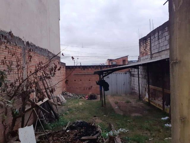 Terreno / Lote para Venda em Contagem/MG Riacho das Pedras
