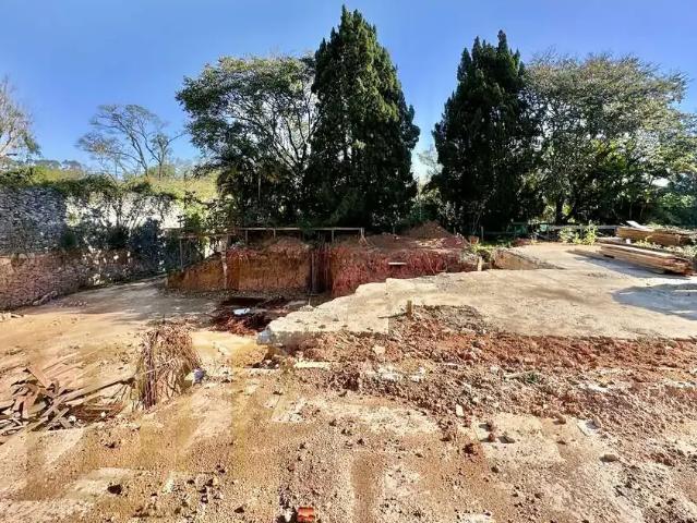 Terreno / Lote para Venda em Cotia/SP Bosque do Vianna