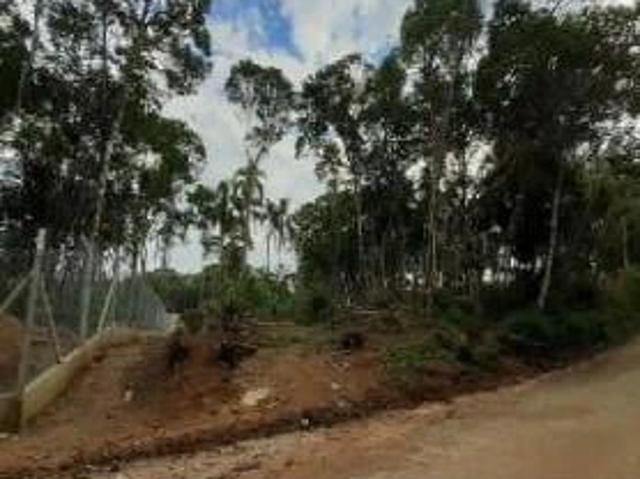 Terreno / Lote para Venda em Cotia/SP Caputera 3 Quartos