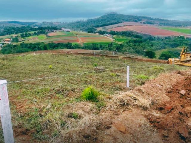 Terreno / Lote para Venda em Cotia/SP Centro Caucaia do Alto