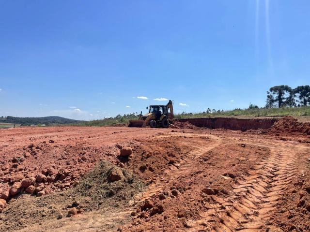 Terreno / Lote para Venda em Cotia/SP Centro Caucaia do Alto