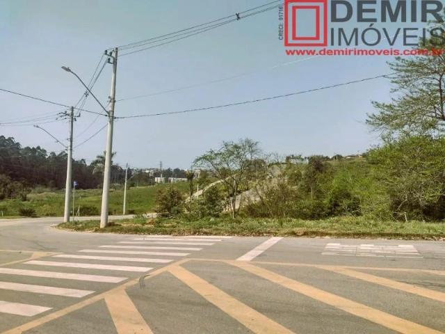 Terreno / Lote para Venda em Cotia/SP Chácara Roselândia