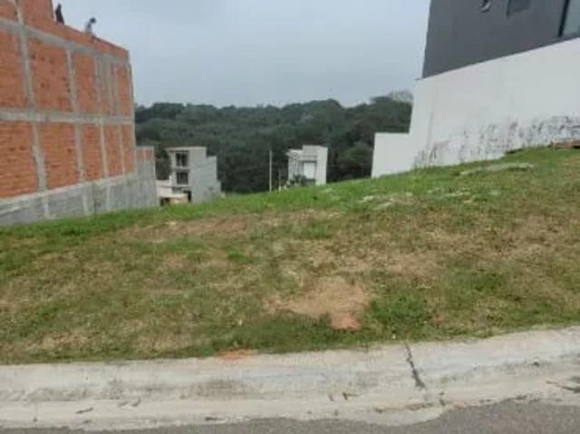 Terreno / Lote para Venda em Cotia/SP das Pedras