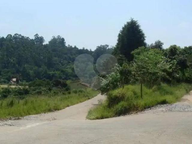 Terreno / Lote para Venda em Cotia/SP Jardim Pioneiro
