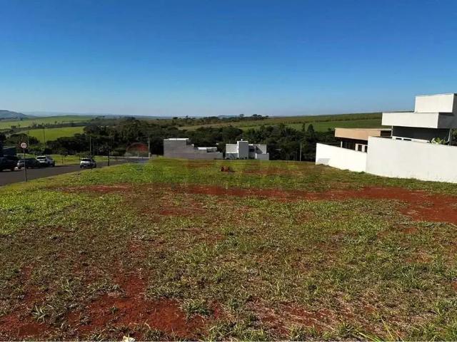 Terreno / Lote para Venda em Cravinhos/SP Centro