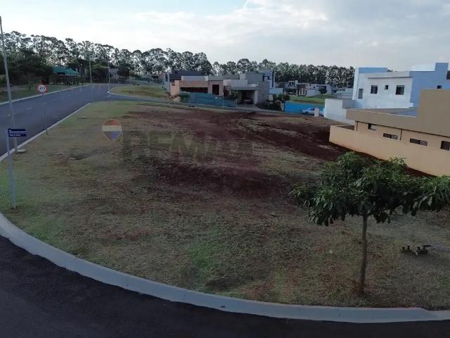Terreno / Lote para Venda em Cravinhos/SP Centro