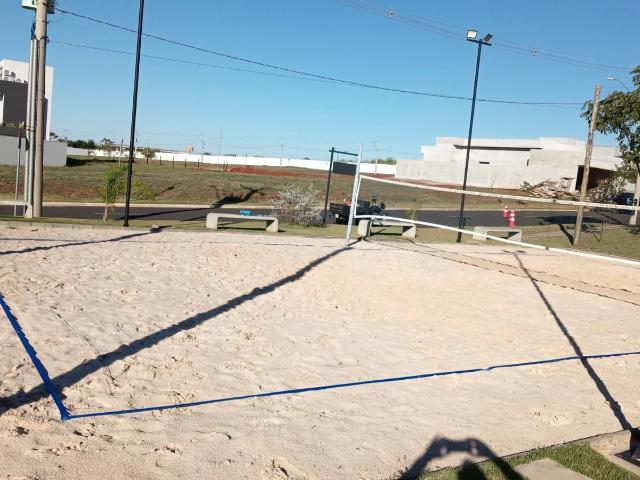 Terreno / Lote para Venda em Cravinhos/SP Residencial Riviera Village