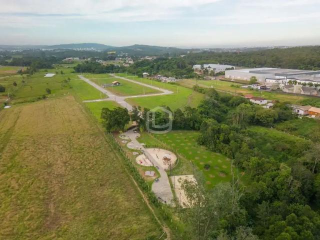 Terreno / Lote para Venda em Criciúma/SC Primeira Linha