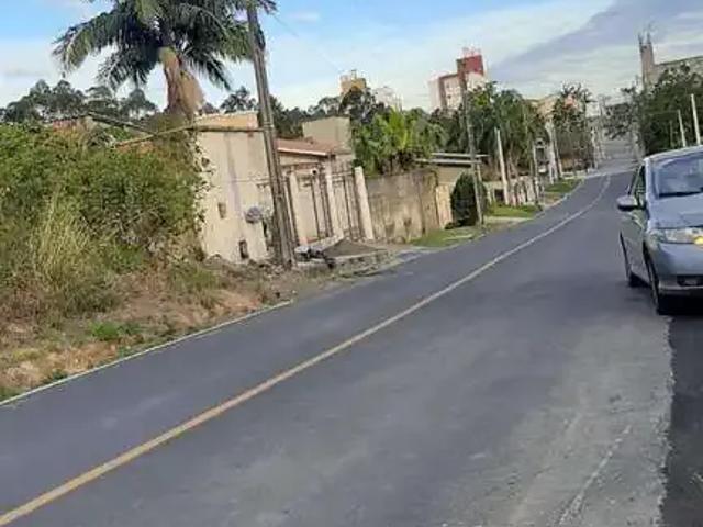 Terreno / Lote para Venda em Criciúma/SC Vila Floresta