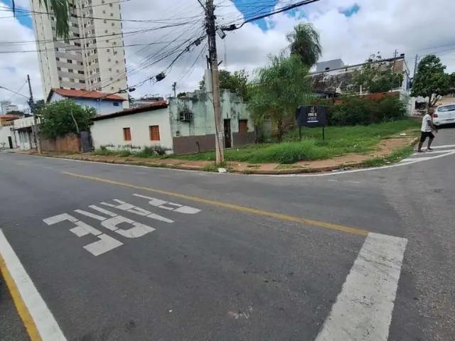 Terreno / Lote para Venda em Cuiabá/MT Quilombo