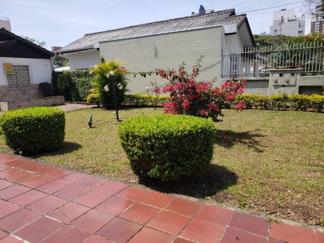 Terreno / Lote para Venda em Curitiba/PR Ahú