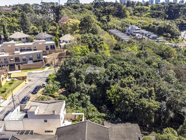 Terreno / Lote para Venda em Curitiba/PR Campo Comprido