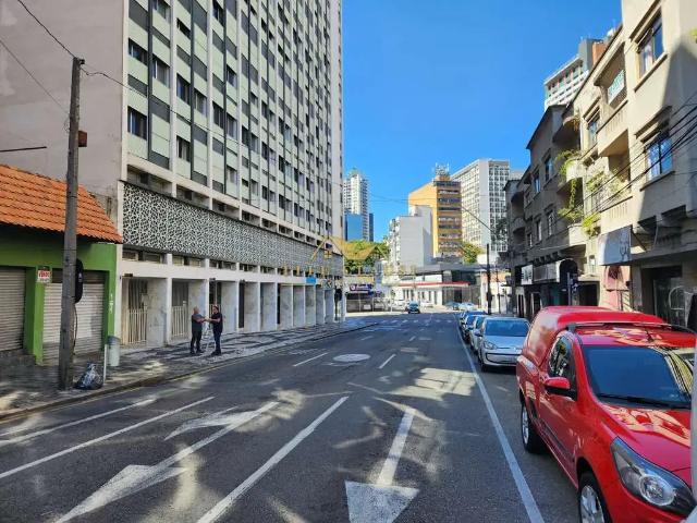 Terreno / Lote para Venda em Curitiba/PR Centro