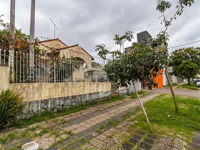 Terreno / Lote para Venda em Curitiba/PR Rebouças 3 Quartos