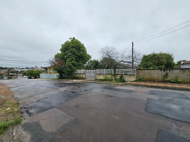 Terreno / Lote para Venda em Curitiba/PR Pinheirinho