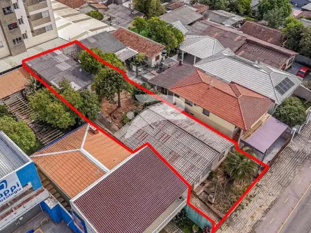 Terreno / Lote para Venda em Curitiba/PR Pinheirinho