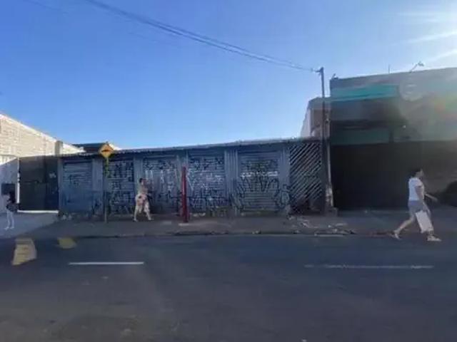 Terreno / Lote para Venda em Diadema/SP Casa Grande