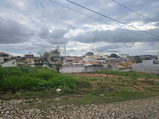 Terreno / Lote para Venda em Divinópolis/MG Manoel Valinhas