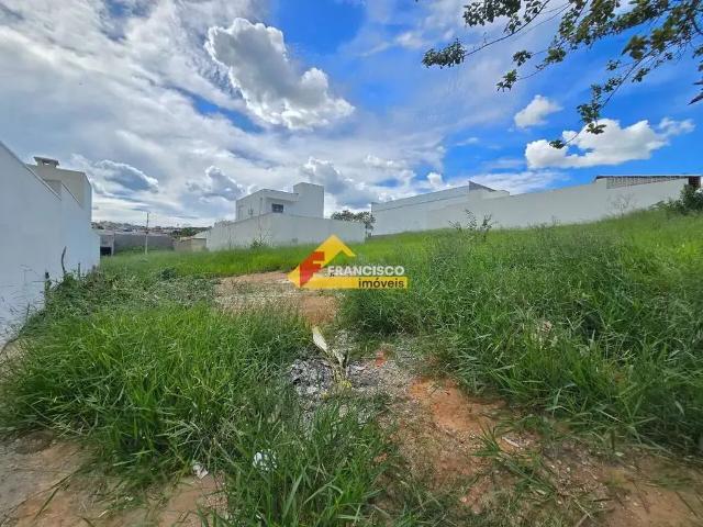 Terreno / Lote para Venda em Divinópolis/MG Campina Verde