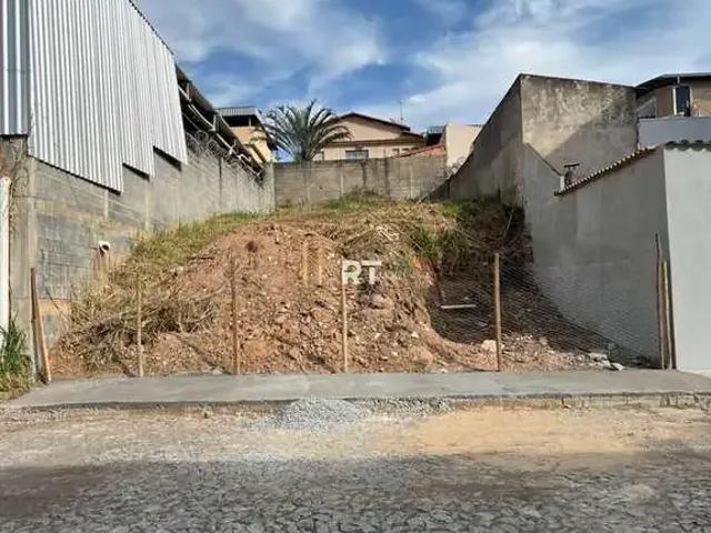 Terreno / Lote para Venda em Divinópolis/MG Cidade Jardim