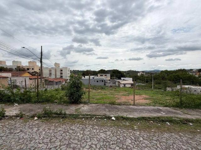Terreno / Lote para Venda em Divinópolis/MG Davanuze