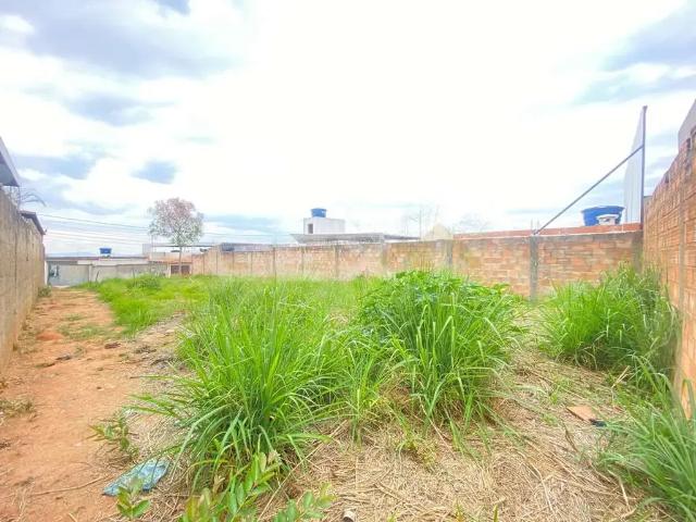 Terreno / Lote para Venda em Divinópolis/MG Davanuze
