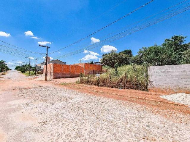 Terreno / Lote para Venda em Divinópolis/MG Jardim das Acácias