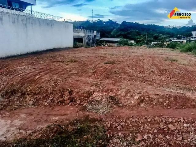 Terreno / Lote para Venda em Divinópolis/MG Jardinópolis