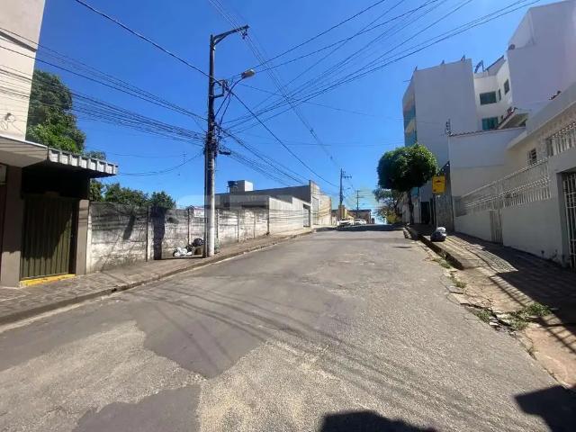 Terreno / Lote para Venda em Divinópolis/MG Porto Velho