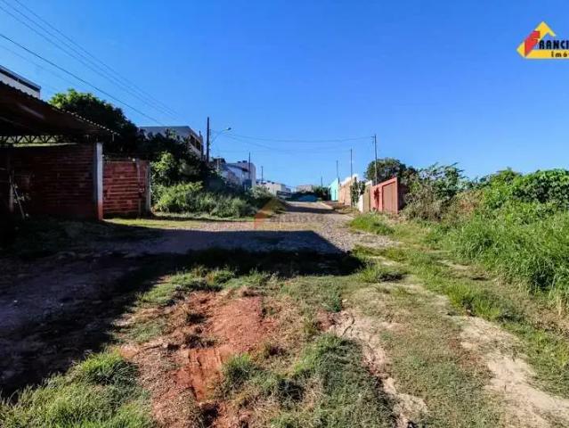 Terreno / Lote para Venda em Divinópolis/MG Primavera